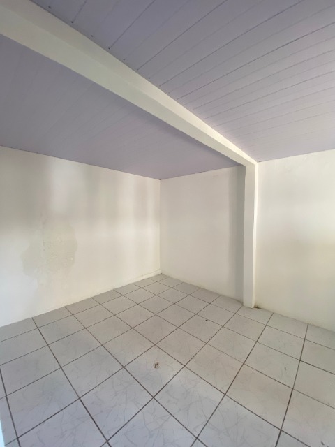 Casa para alugar com 2 quartos, 55m² - Foto 6