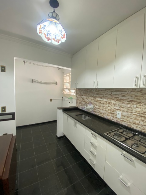 Apartamento para alugar com 3 quartos, 70m² - Foto 4