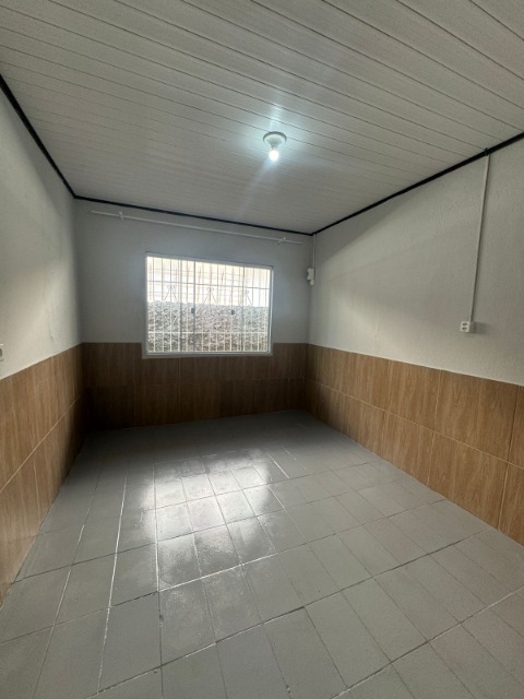 Casa para alugar com 3 quartos, 82m² - Foto 9