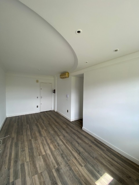 Apartamento para alugar com 3 quartos, 70m² - Foto 3