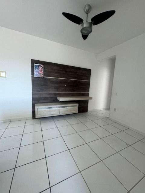 Apartamento para alugar com 2 quartos, 60m² - Foto 7