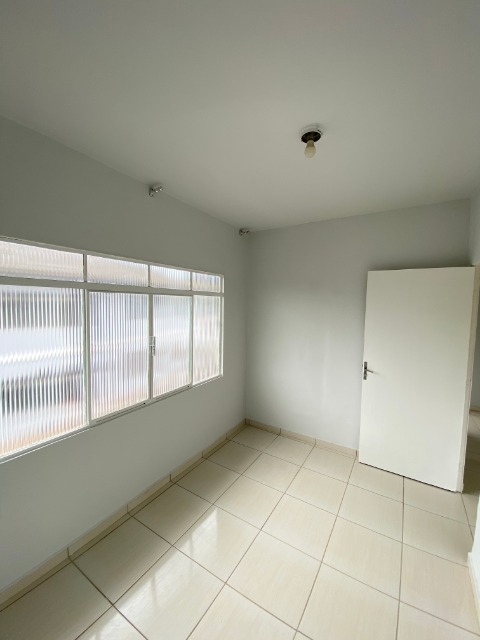 Apartamento para alugar com 2 quartos, 40m² - Foto 8