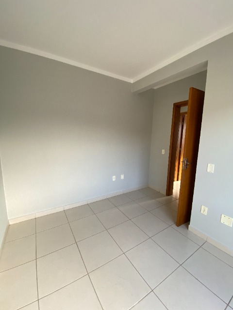 Apartamento à venda com 2 quartos, 53m² - Foto 12