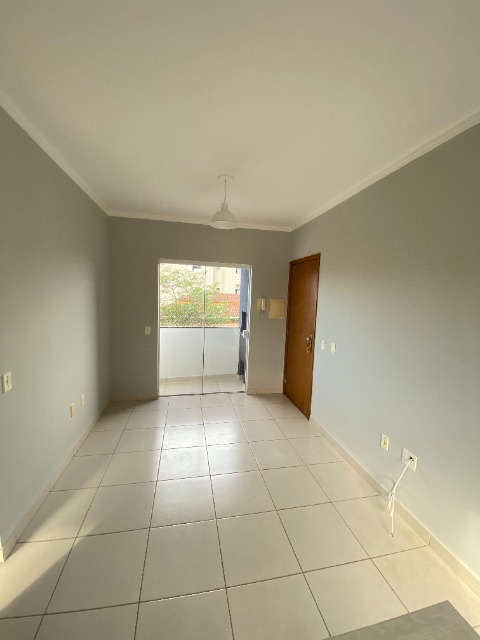 Apartamento à venda com 2 quartos, 53m² - Foto 7