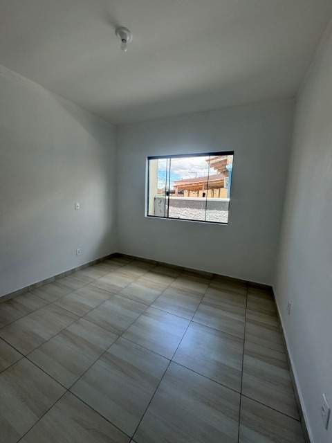 Casa para alugar com 2 quartos, 60m² - Foto 4