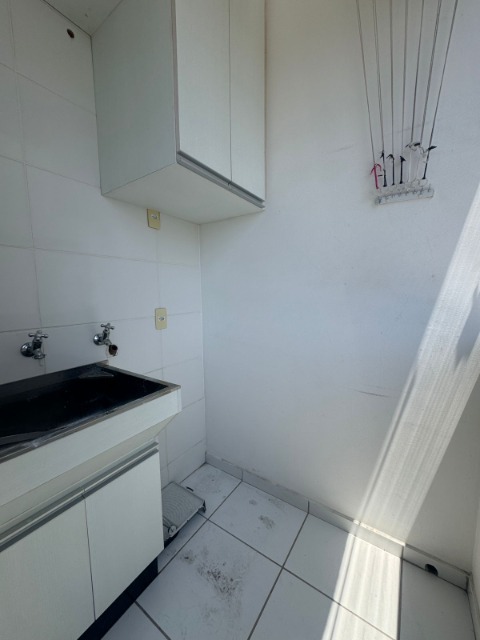 Apartamento para alugar com 2 quartos, 60m² - Foto 12