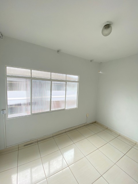 Apartamento para alugar com 2 quartos, 40m² - Foto 4