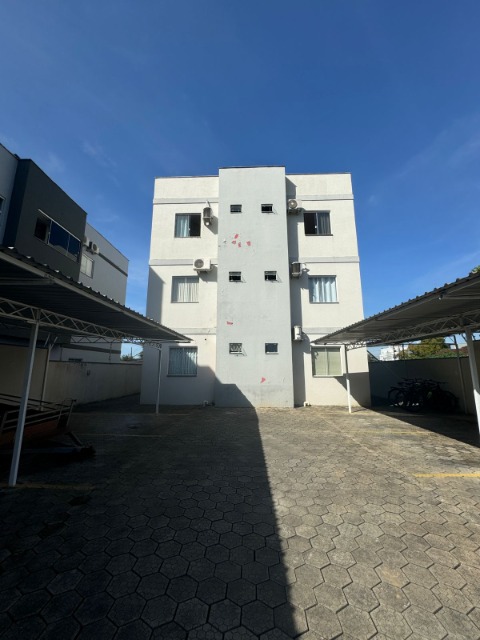 Apartamento para alugar com 2 quartos, 60m² - Foto 1