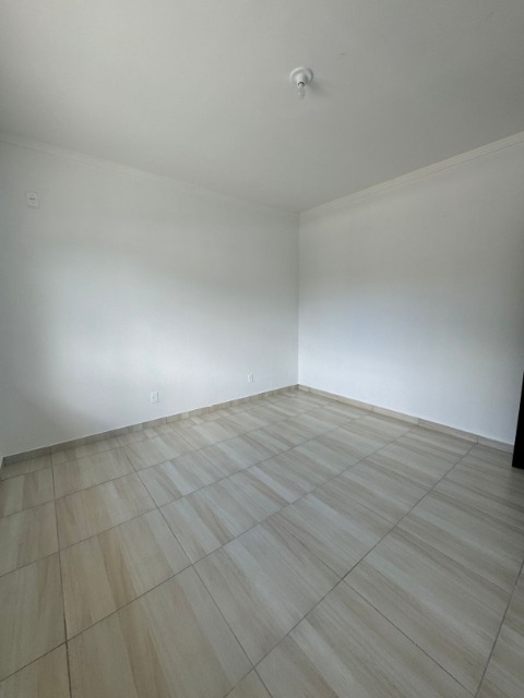 Casa para alugar com 2 quartos, 60m² - Foto 5