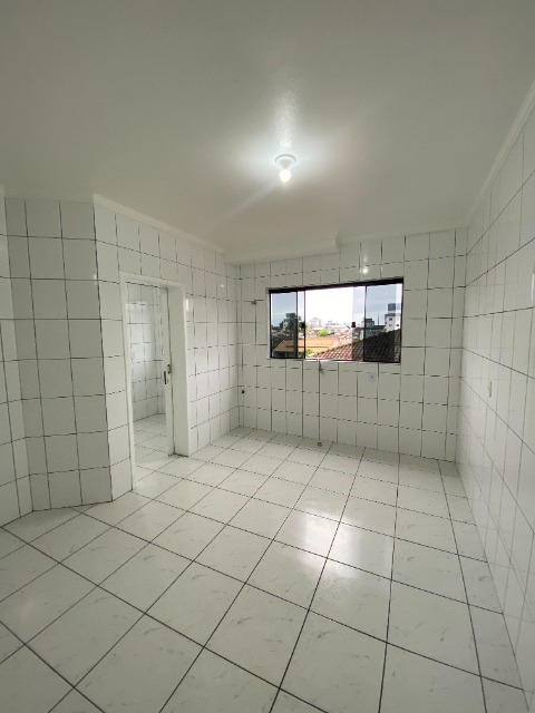 Apartamento para alugar com 2 quartos, 64m² - Foto 4