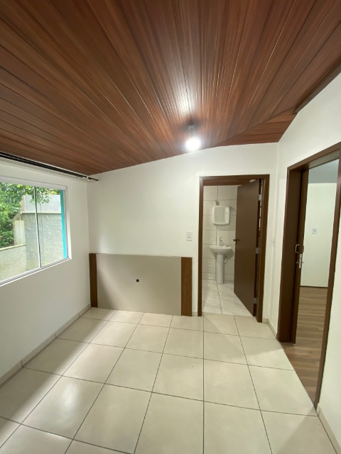 Casa para alugar com 3 quartos, 71m² - Foto 15