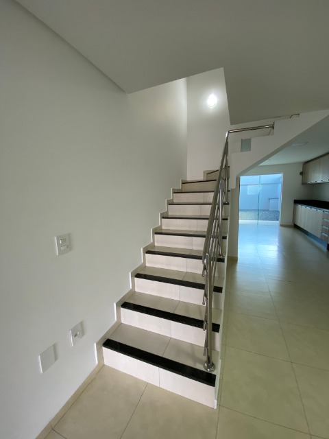 Sobrado para alugar com 3 quartos, 95m² - Foto 9