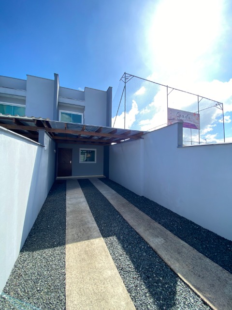 Sobrado para alugar com 3 quartos, 95m² - Foto 1