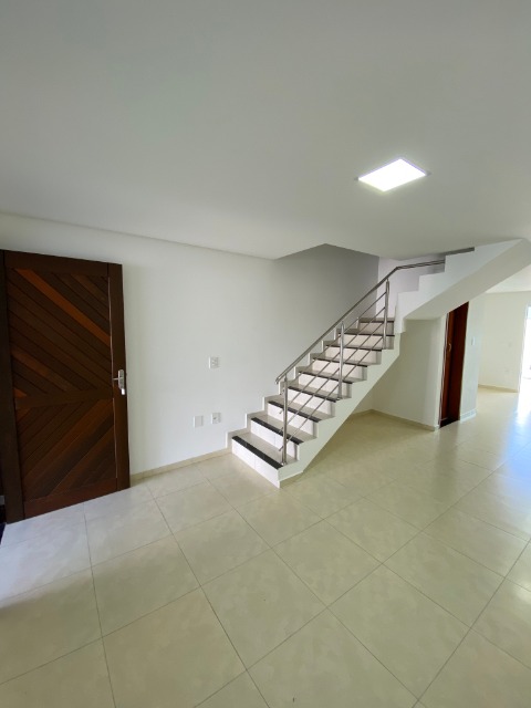 Sobrado para alugar com 3 quartos, 95m² - Foto 2