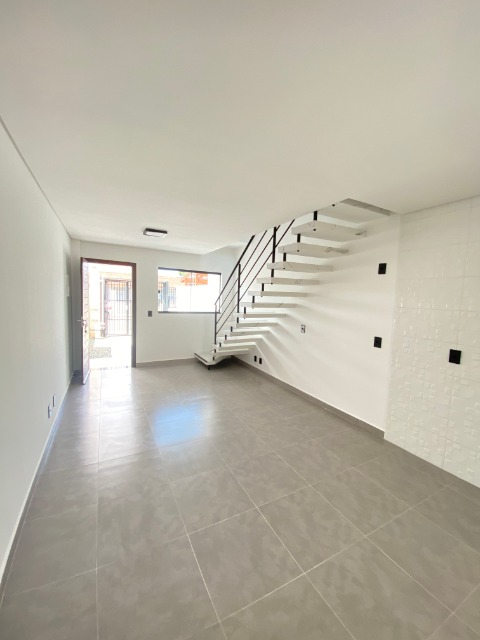 Sobrado para alugar com 2 quartos, 79m² - Foto 4