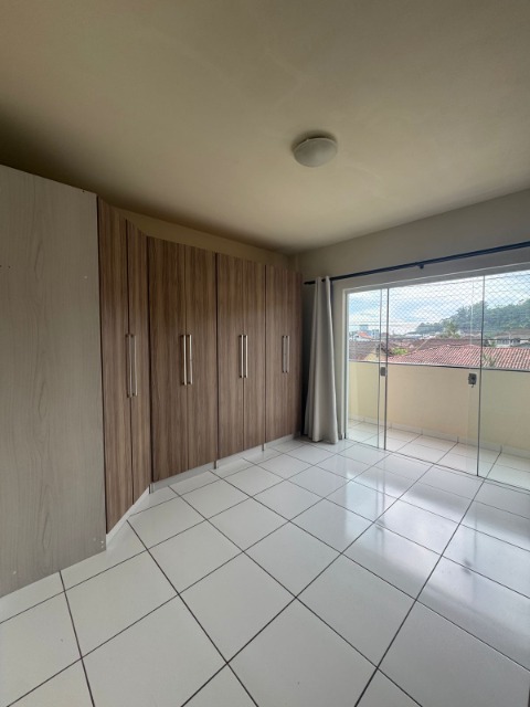 Apartamento para alugar com 2 quartos, 100m² - Foto 12