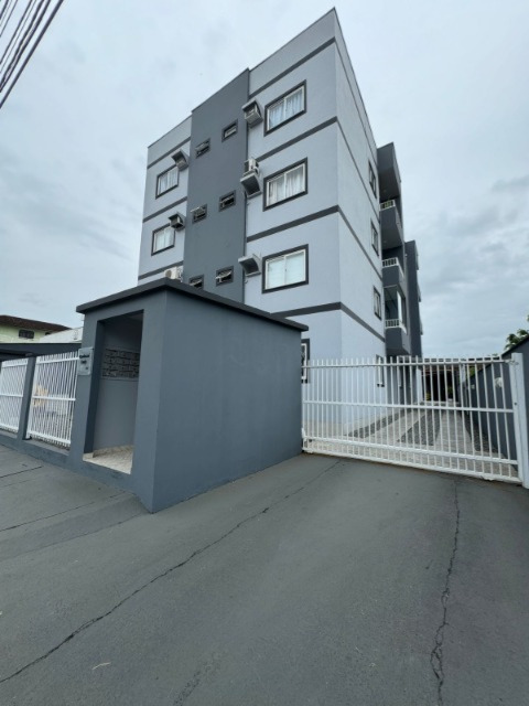 Apartamento para alugar com 2 quartos, 60m² - Foto 1