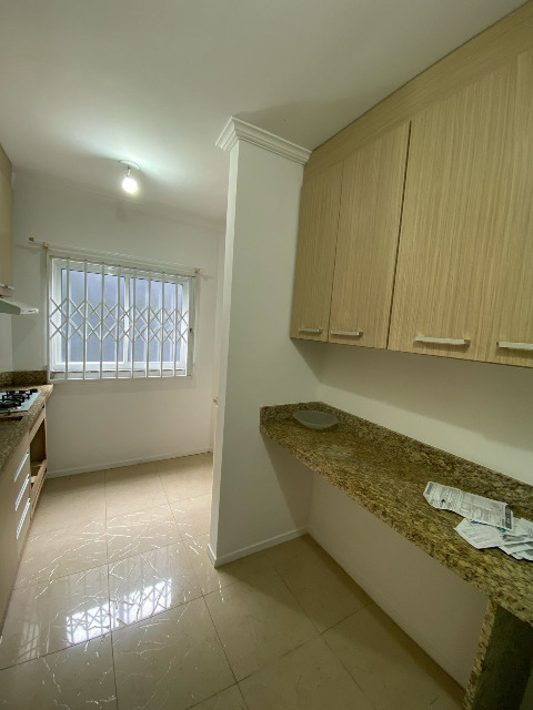 Apartamento para alugar com 2 quartos, 60m² - Foto 4