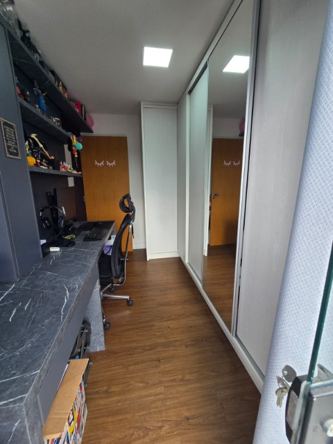 Apartamento à venda com 2 quartos, 52m² - Foto 12