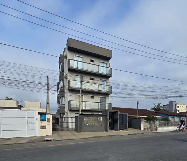 Apartamento à venda com 2 quartos, 52m² - Foto 1