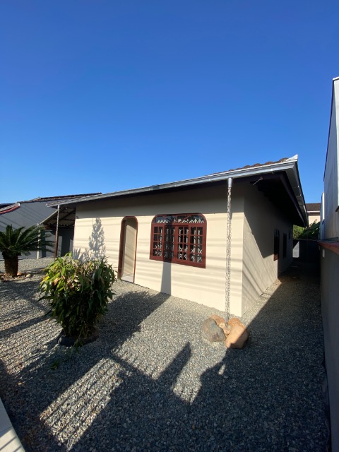 Casa para alugar com 3 quartos, 90m² - Foto 3