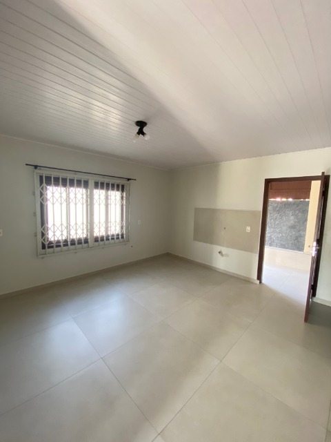 Casa para alugar com 3 quartos, 90m² - Foto 11