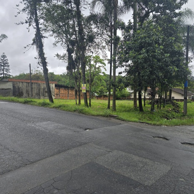 Loteamento e Condomínio - Foto 1