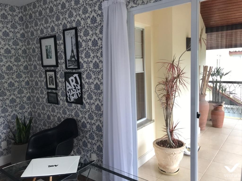 Casa à venda com 4 quartos, 300m² - Foto 8