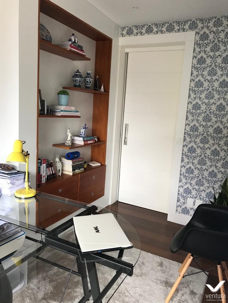 Casa à venda com 4 quartos, 300m² - Foto 10