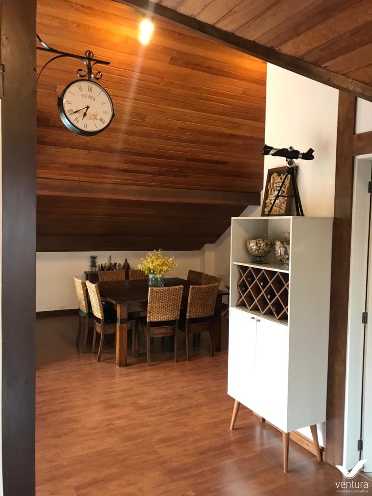 Casa à venda com 4 quartos, 300m² - Foto 35