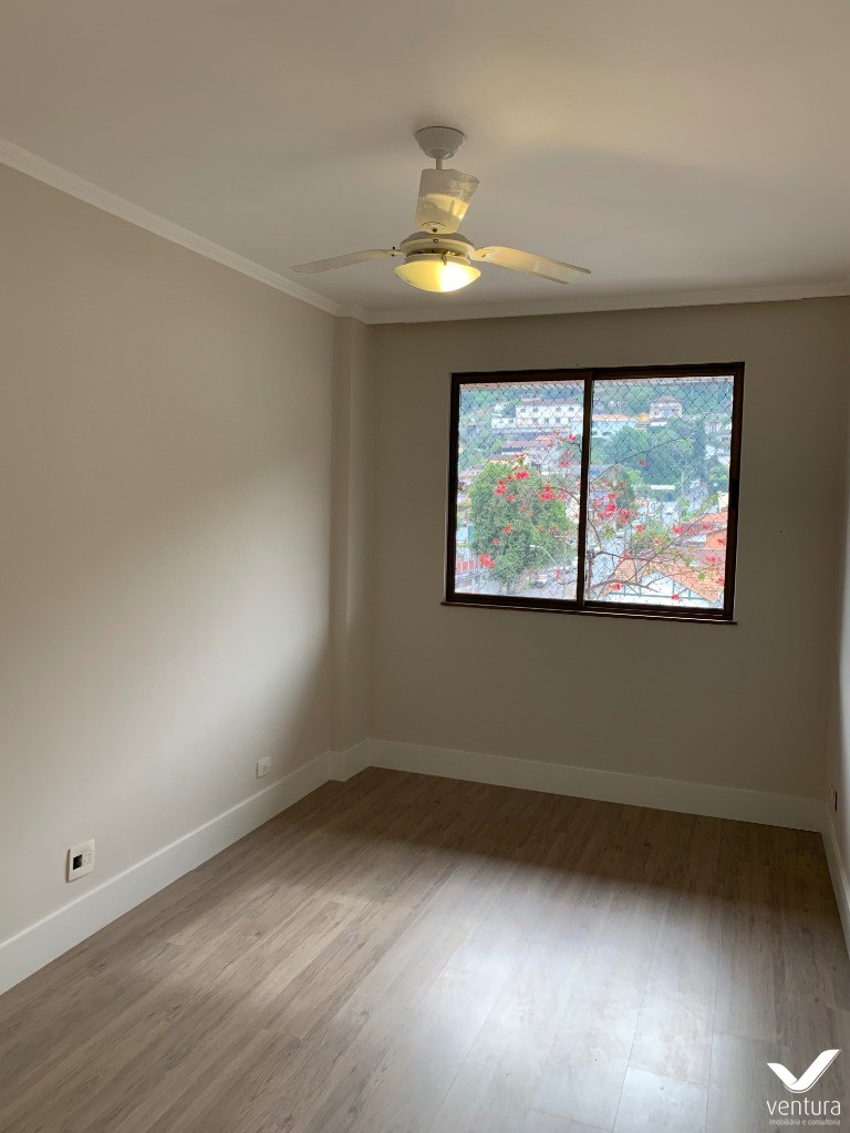 Cobertura à venda com 3 quartos, 200m² - Foto 4