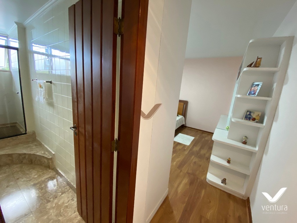 Apartamento à venda com 4 quartos, 200m² - Foto 15