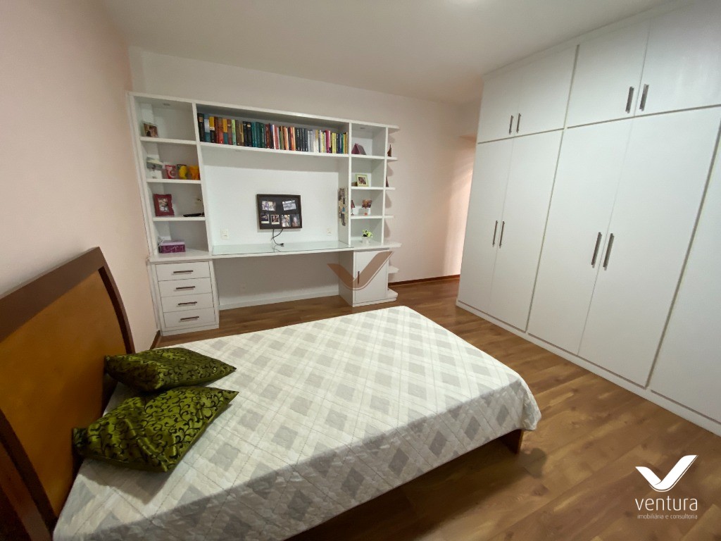 Apartamento à venda com 4 quartos, 200m² - Foto 17