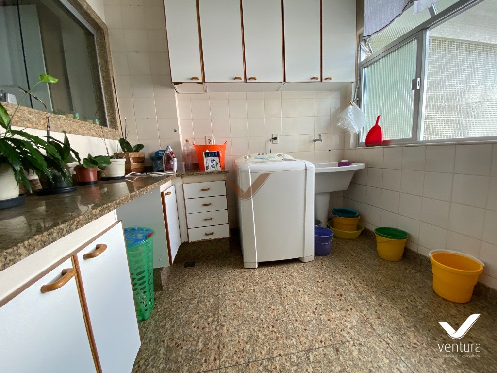 Apartamento à venda com 4 quartos, 200m² - Foto 37