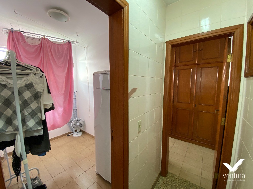 Apartamento à venda com 4 quartos, 200m² - Foto 38