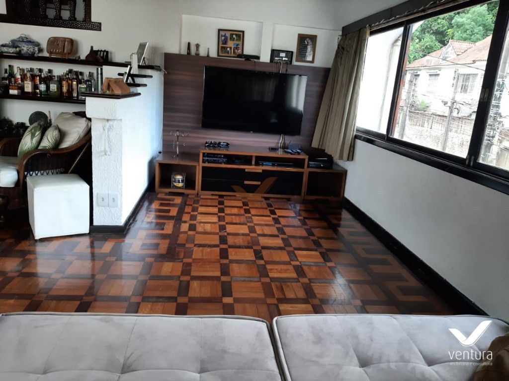 Casa à venda com 3 quartos, 150m² - Foto 8