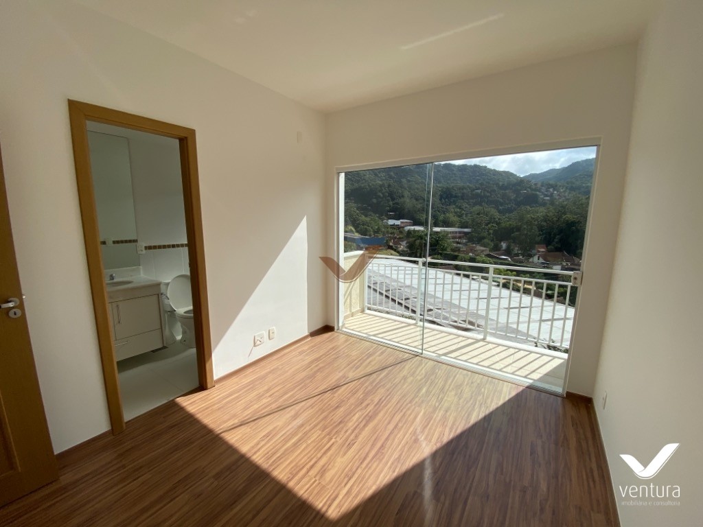 Casa à venda com 3 quartos, 120m² - Foto 12