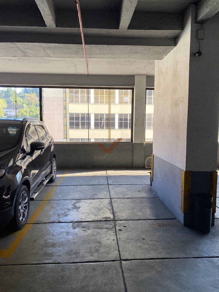Box-Garagem, 12 m² - Foto 1