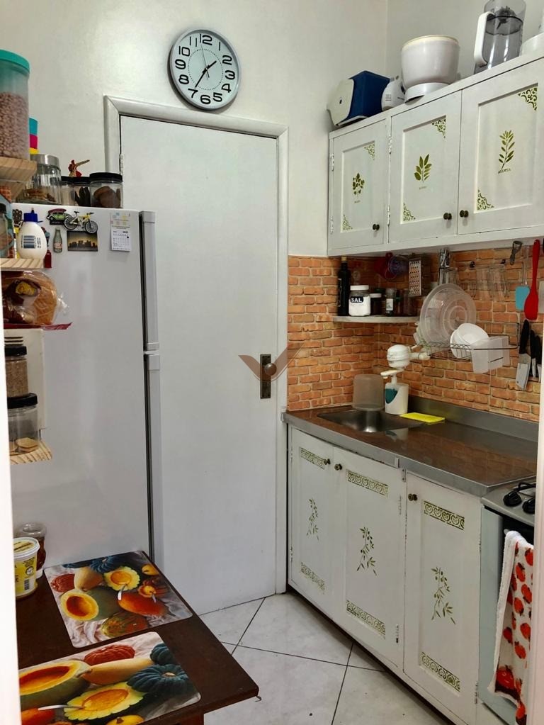 Apartamento à venda com 2 quartos, 60m² - Foto 6