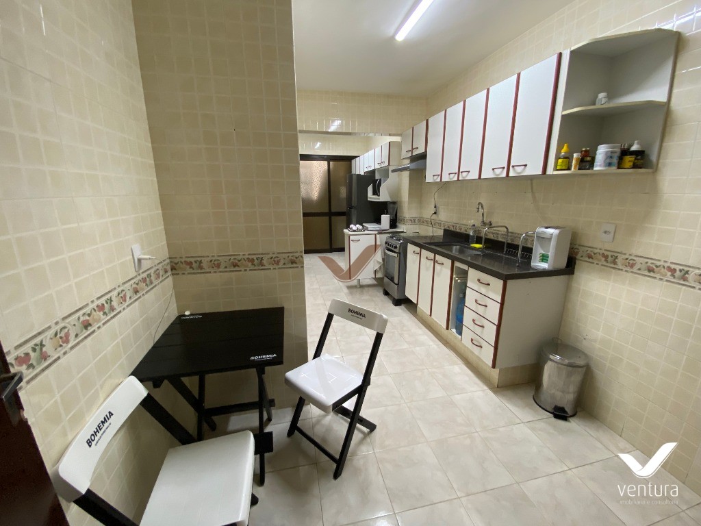 Apartamento à venda com 3 quartos, 146m² - Foto 17