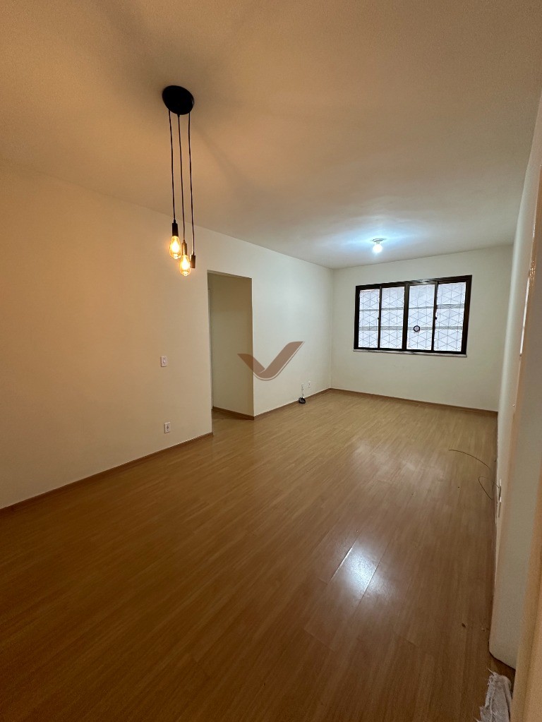 Apartamento para alugar com 2 quartos, 65m² - Foto 1