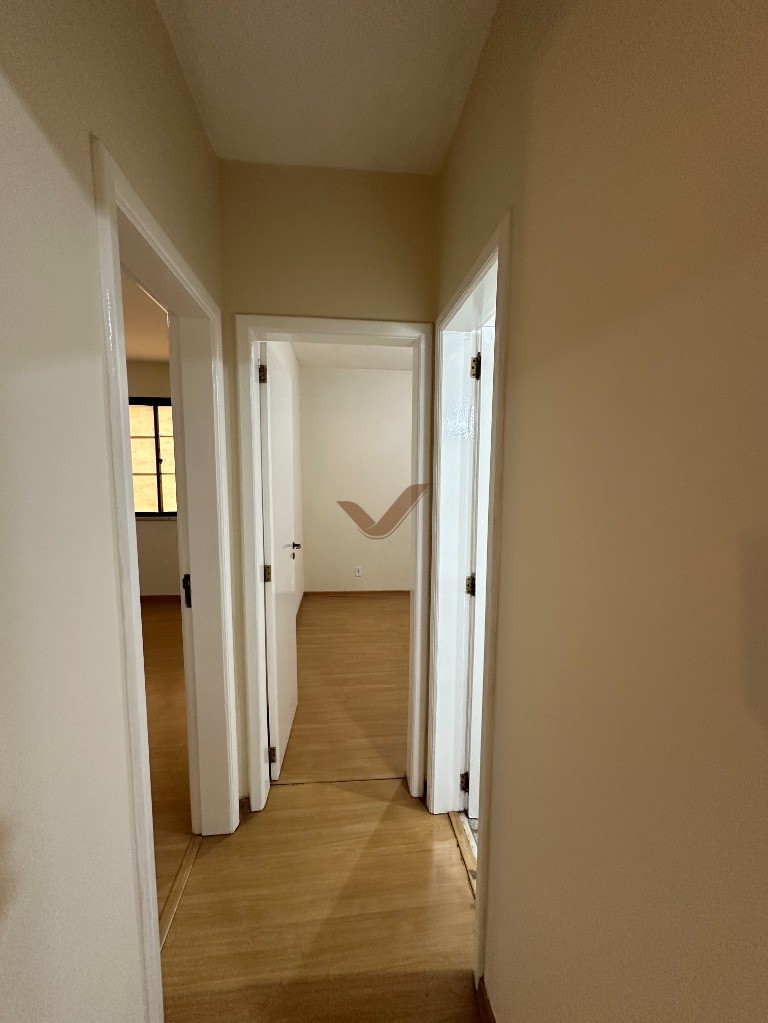 Apartamento para alugar com 2 quartos, 65m² - Foto 4