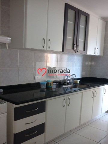 Apartamento à venda com 2 quartos, 67m² - Foto 9