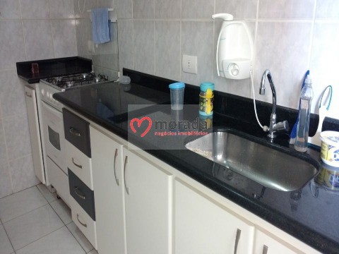 Apartamento à venda com 2 quartos, 67m² - Foto 10