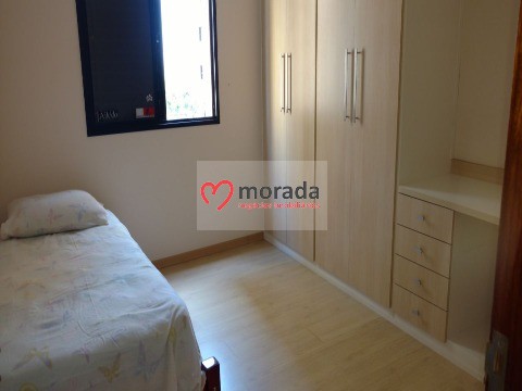 Apartamento à venda com 2 quartos, 67m² - Foto 2