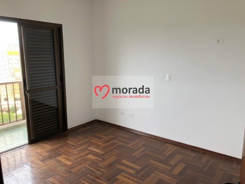 Apartamento à venda com 3 quartos, 167m² - Foto 2