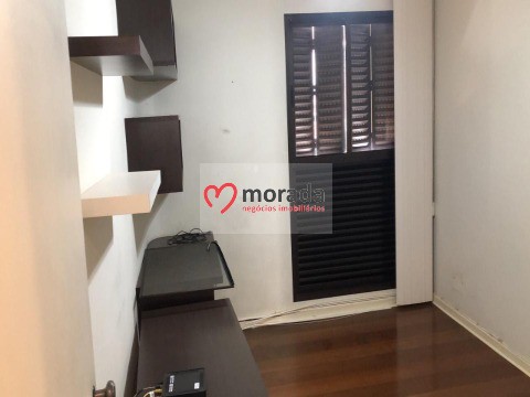 Apartamento à venda com 4 quartos, 214m² - Foto 17