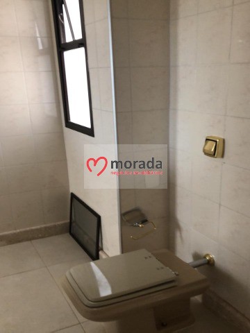 Apartamento à venda com 4 quartos, 214m² - Foto 27