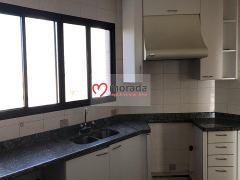 Apartamento à venda com 3 quartos, 175m² - Foto 10