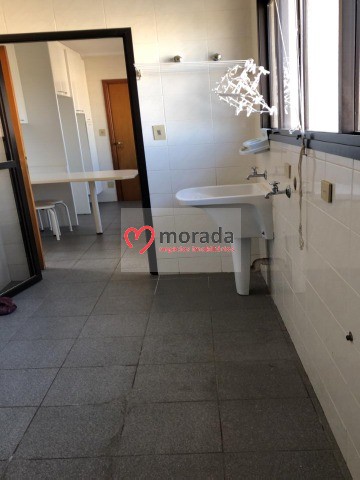 Apartamento à venda com 3 quartos, 175m² - Foto 13